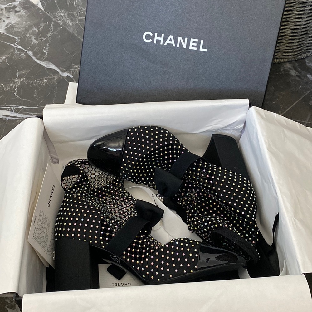 Mary Jane mesh crystal booties